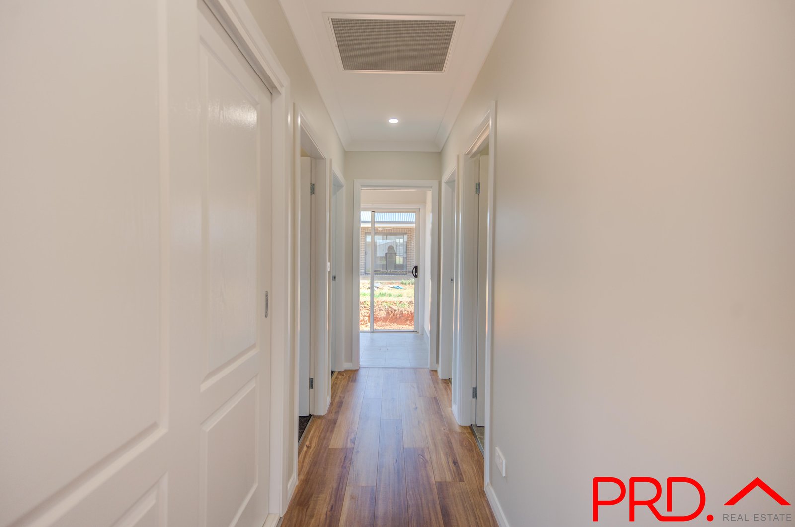 24 Ibis Street TAMWORTH 10