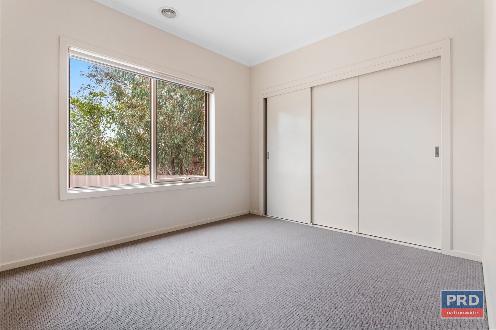 2/4 Jackman Court EAST BENDIGO 8