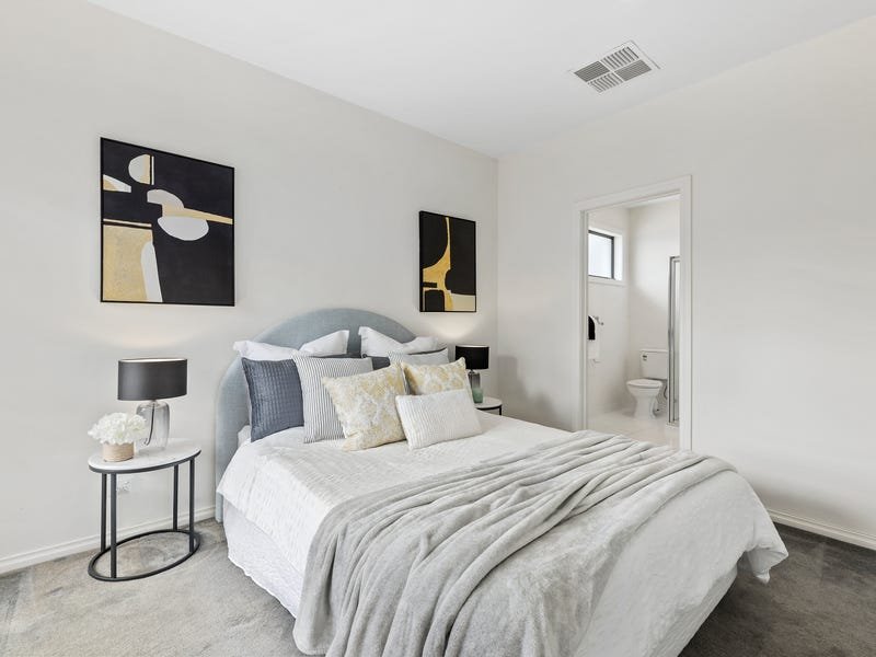 Real Estate and Property in 2/4 James Avenue, Mitcham, VIC