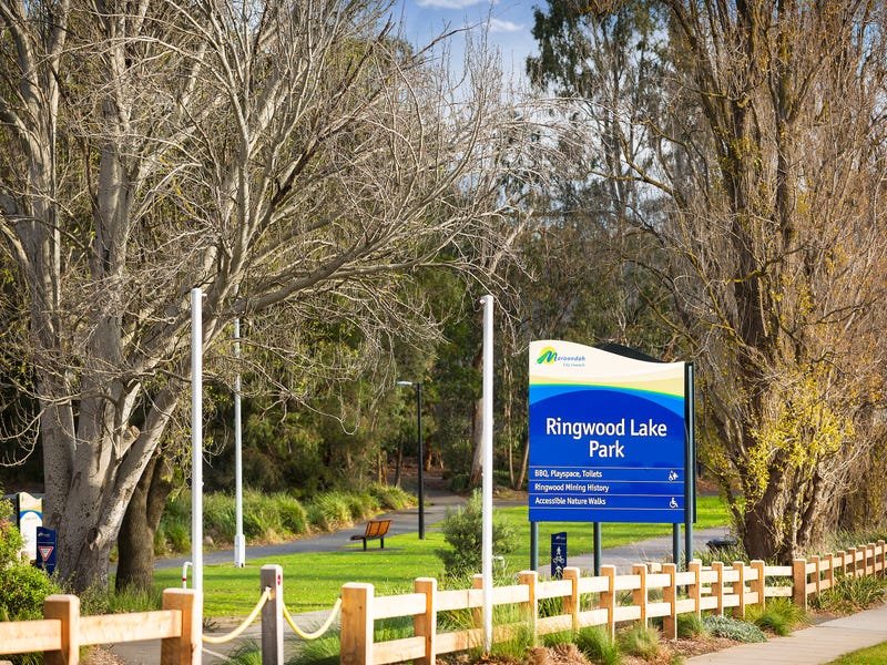 Real Estate and Property in 2/4 James Avenue, Mitcham, VIC