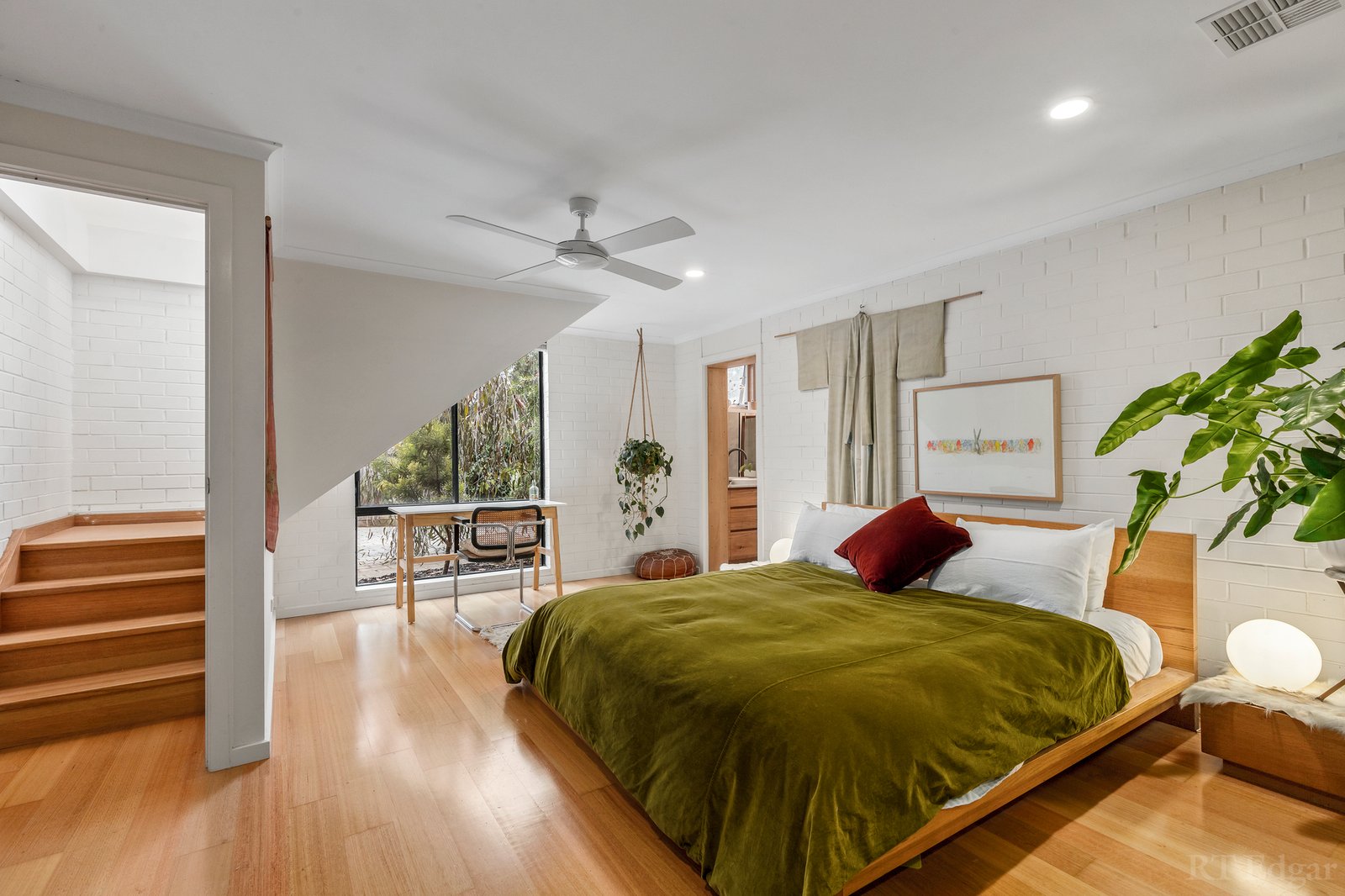 Real Estate and Property in 24 Kalinga Road, Ocean Grove, VIC