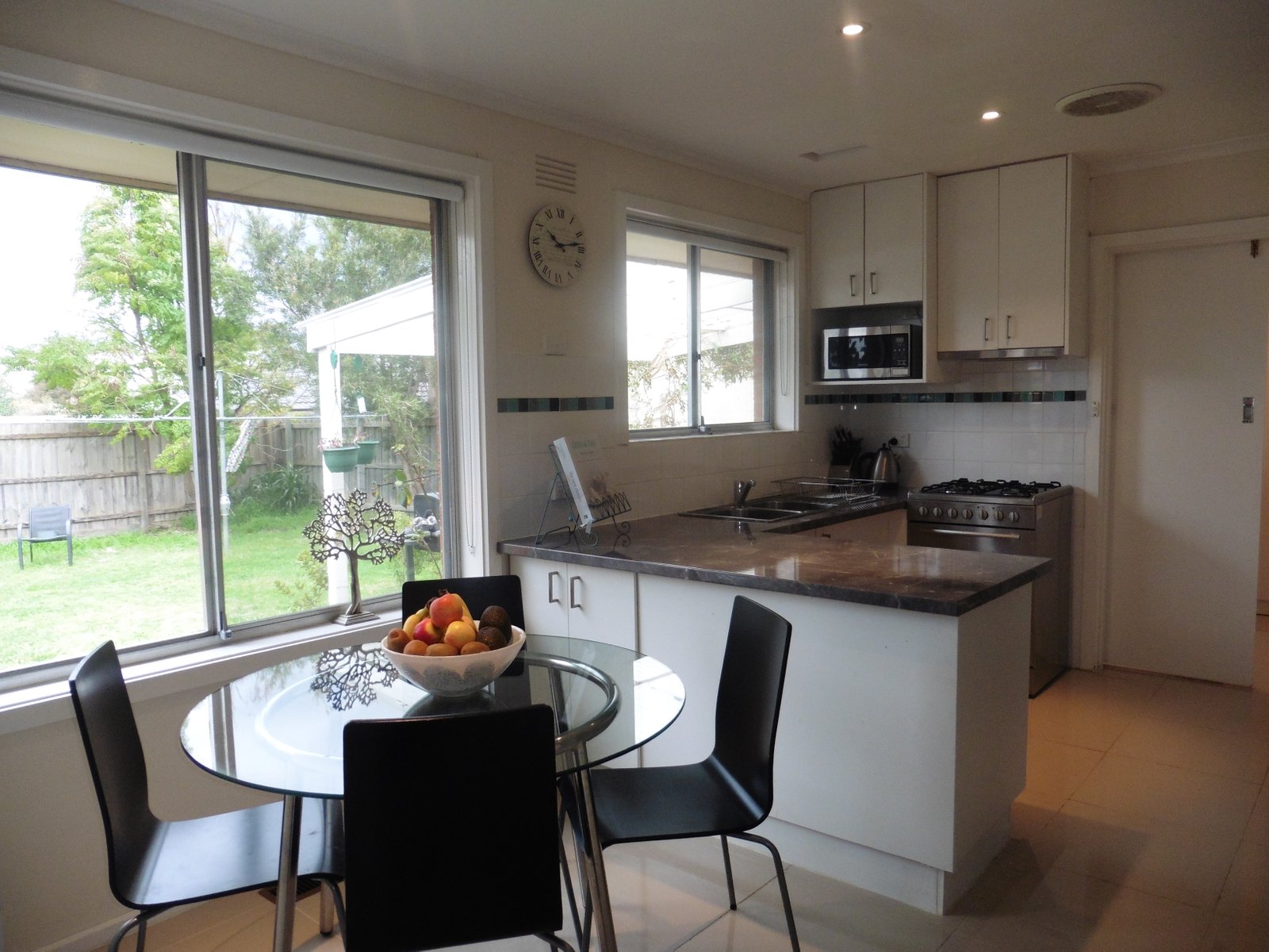 Gallery: 24 Kardinian Avenue