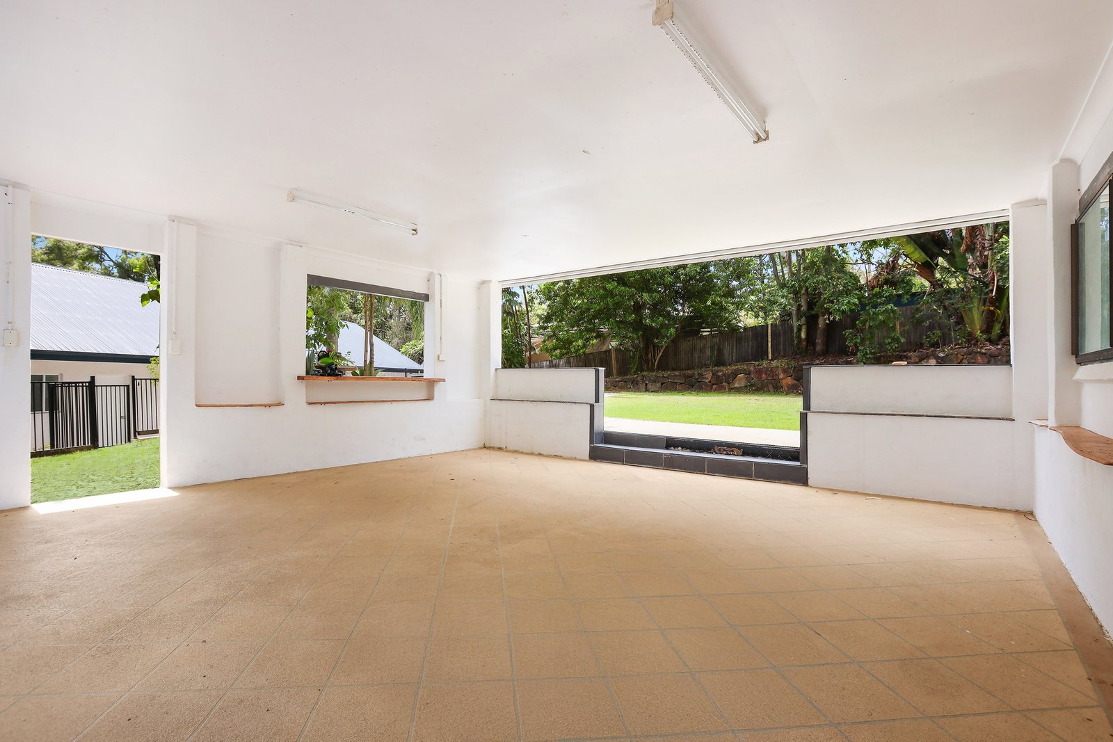 24 Keen Road MOLENDINAR 10