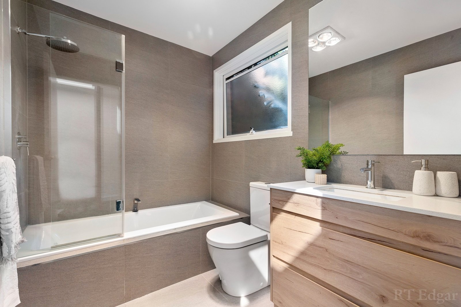 Real Estate and Property in 24 Kelso Street, Cremorne, VIC