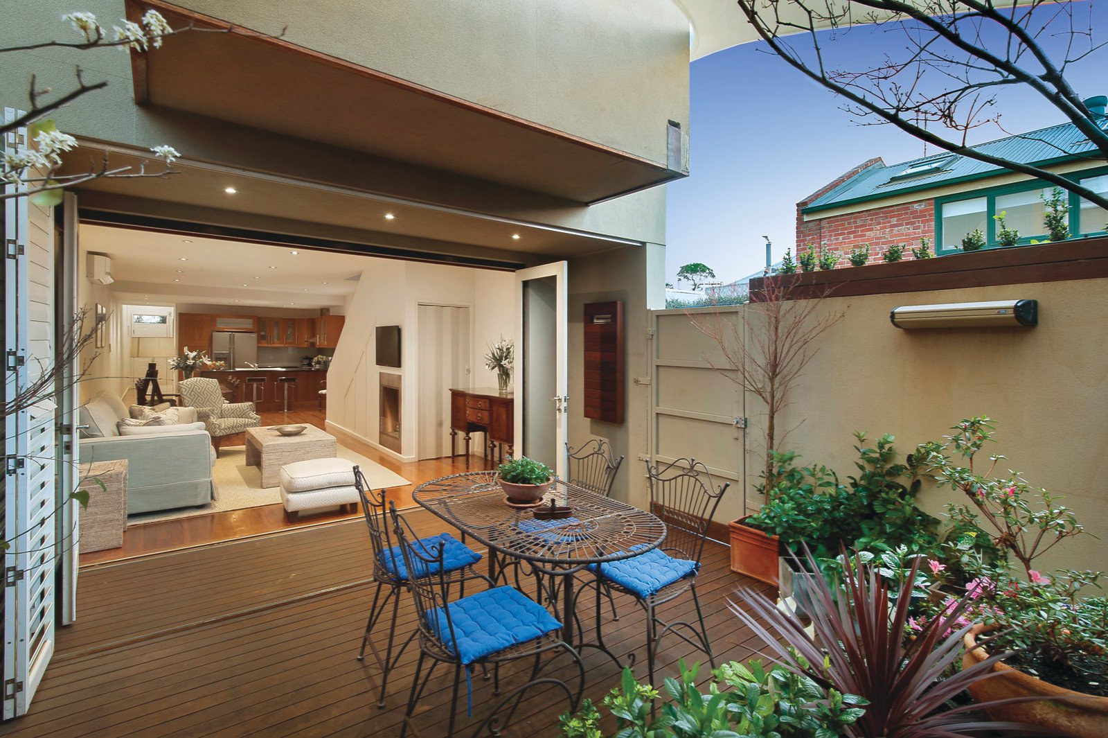 24 Kerferd Place, Albert Park, VIC