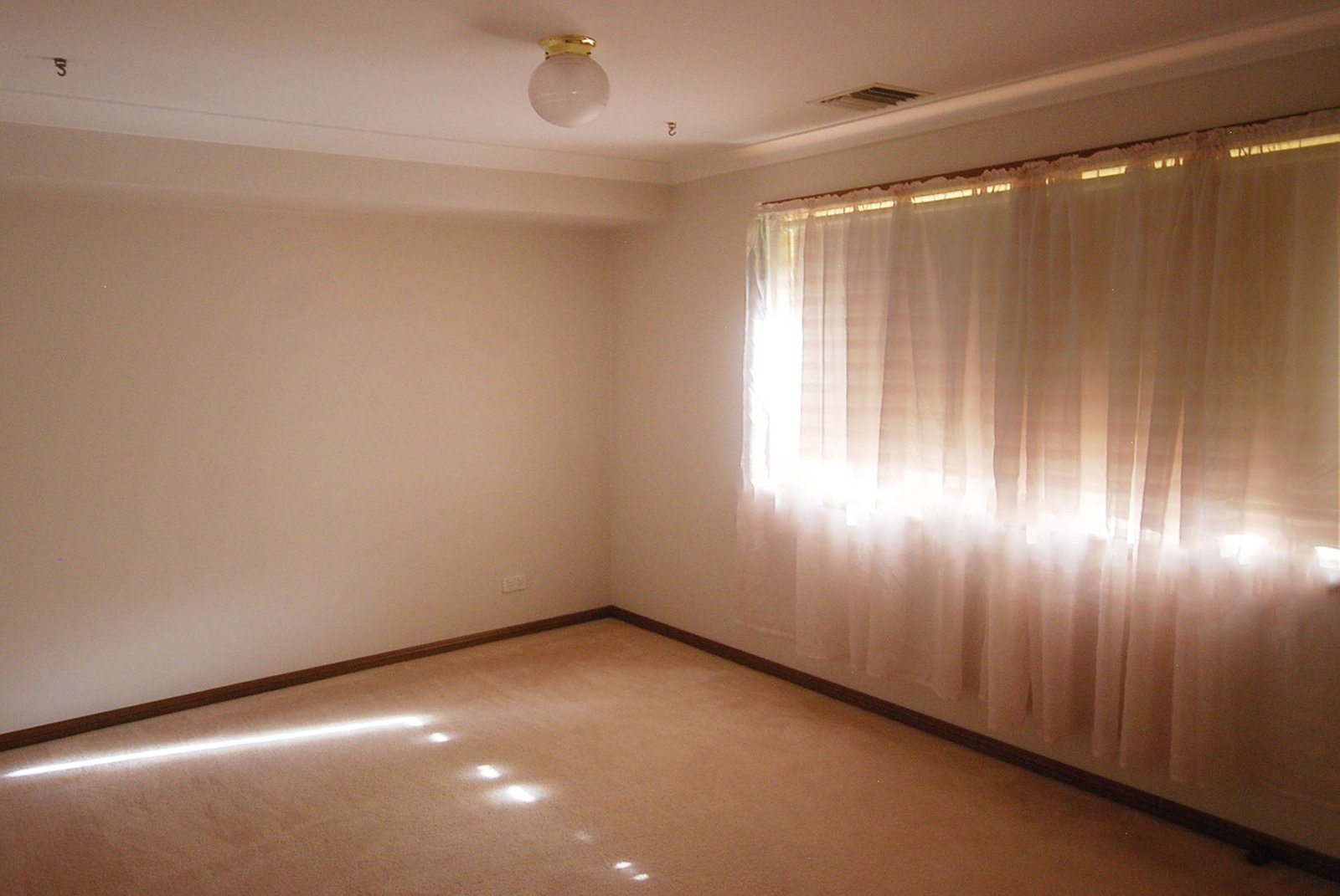 24 Kimberley Drive TATTON 6