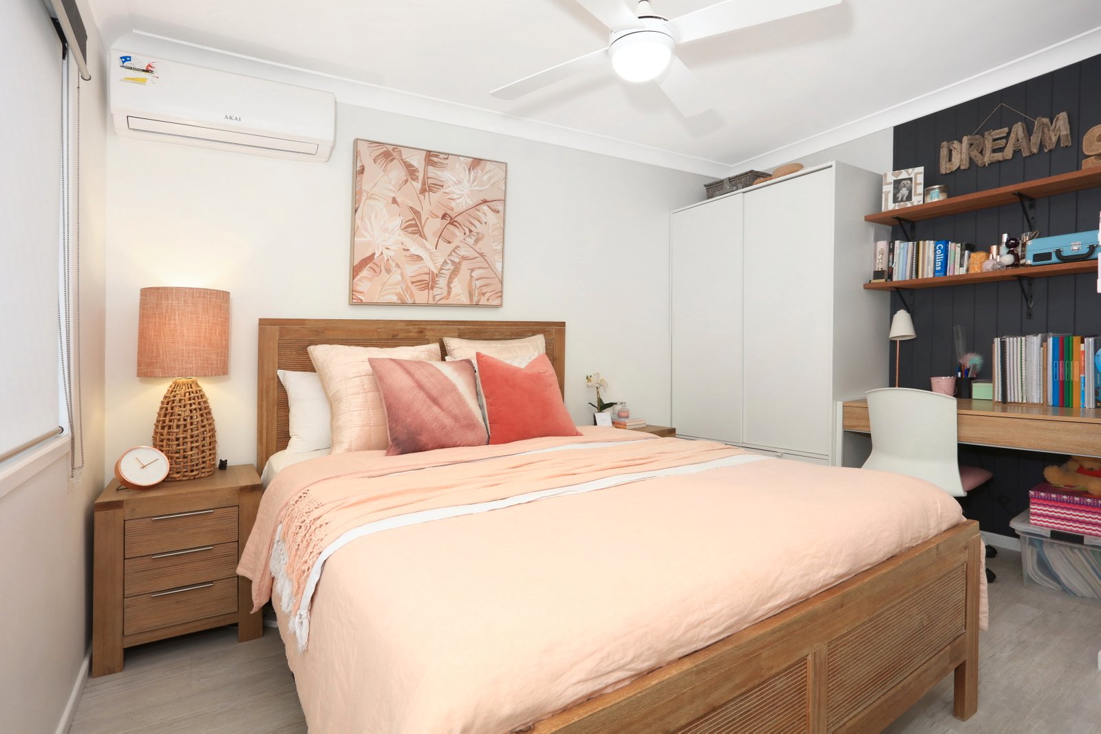 24 Kinarra Street ASHMORE 11