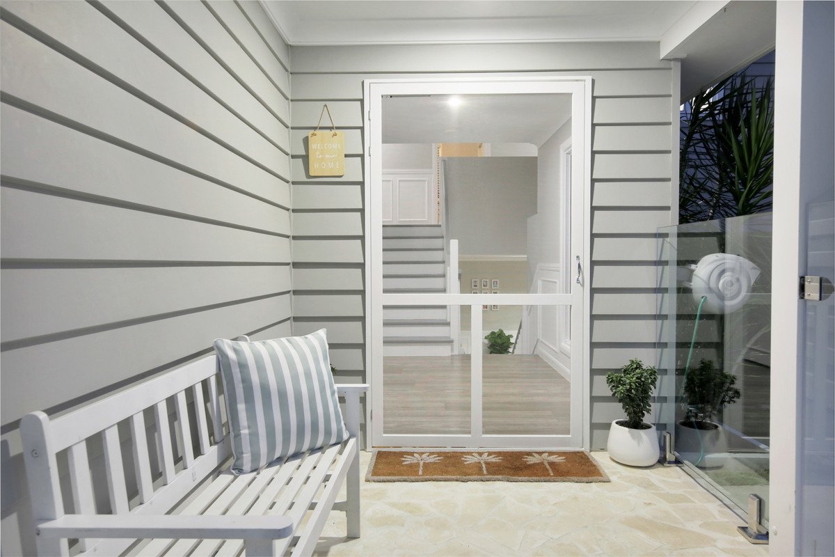 24 Kingcrest Drive Reedy Creek 23