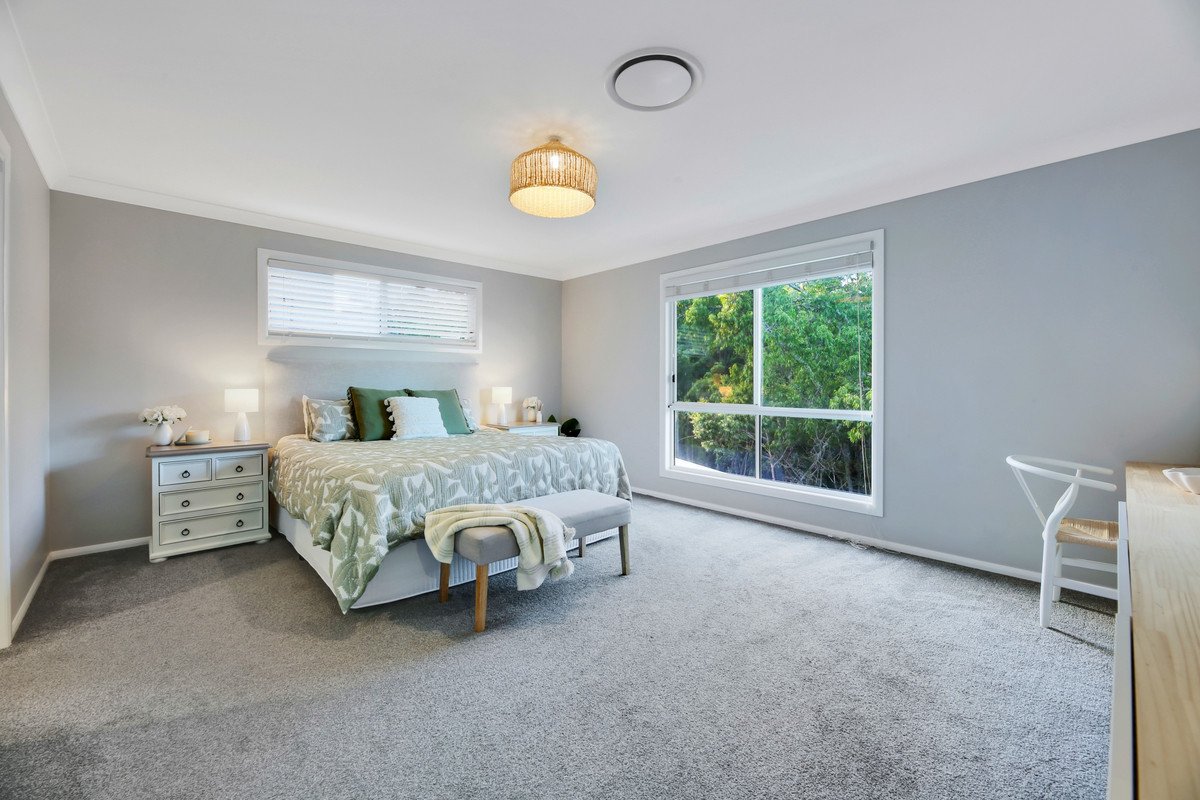 24 Kingcrest Drive Reedy Creek 26