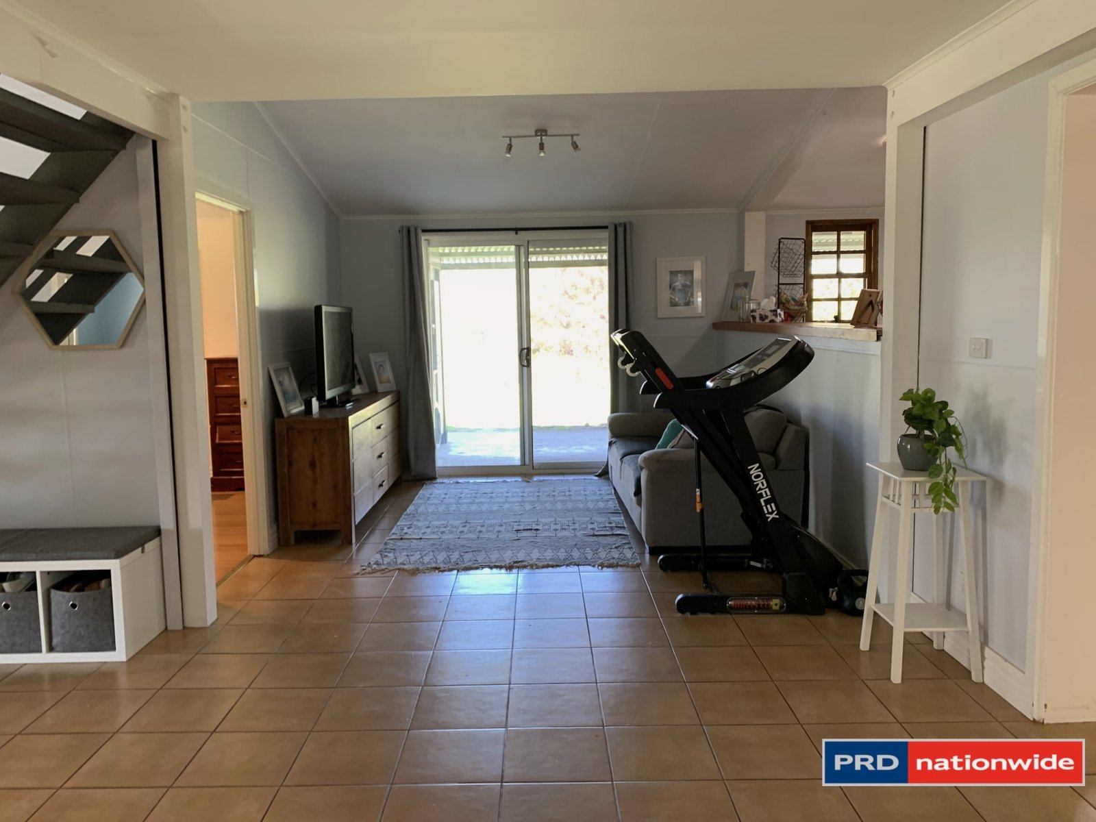 24 Kings Creek Lane BORO 7