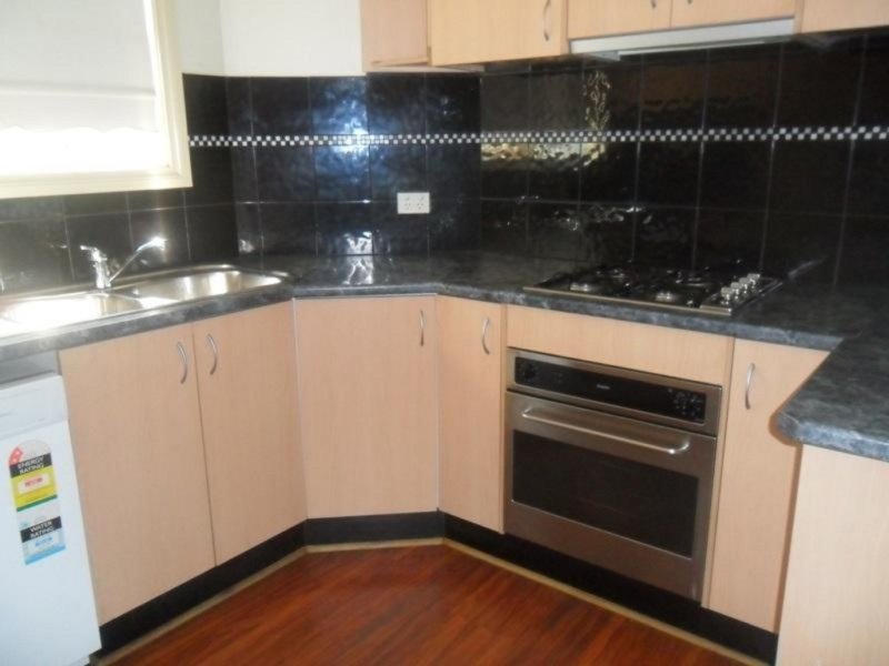 Gallery: 2/4 Kingsville Street