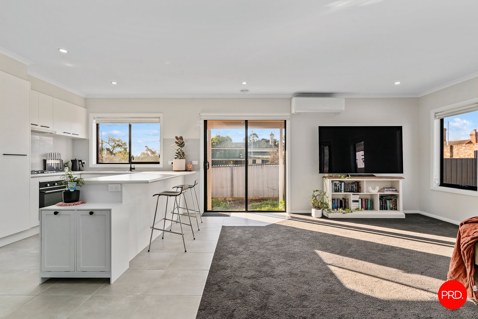 2/4 Kneebone Street EAGLEHAWK 6