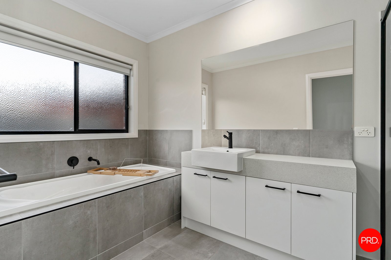 2/4 Kneebone Street EAGLEHAWK 10