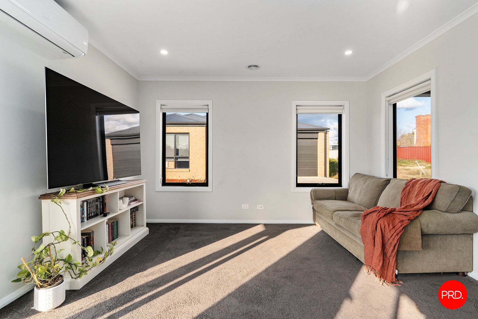 2/4 Kneebone Street EAGLEHAWK 15