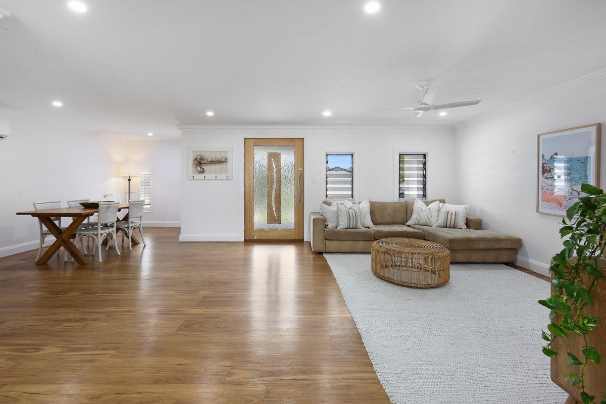 24 Kurrajong Court Palm Beach 9