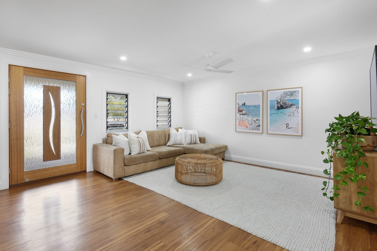 24 Kurrajong Court Palm Beach 10