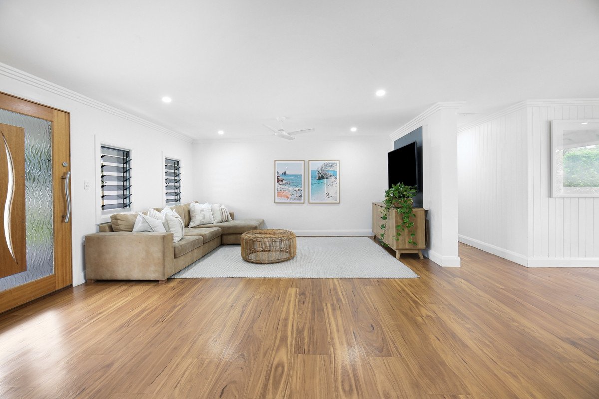 24 Kurrajong Court Palm Beach 12