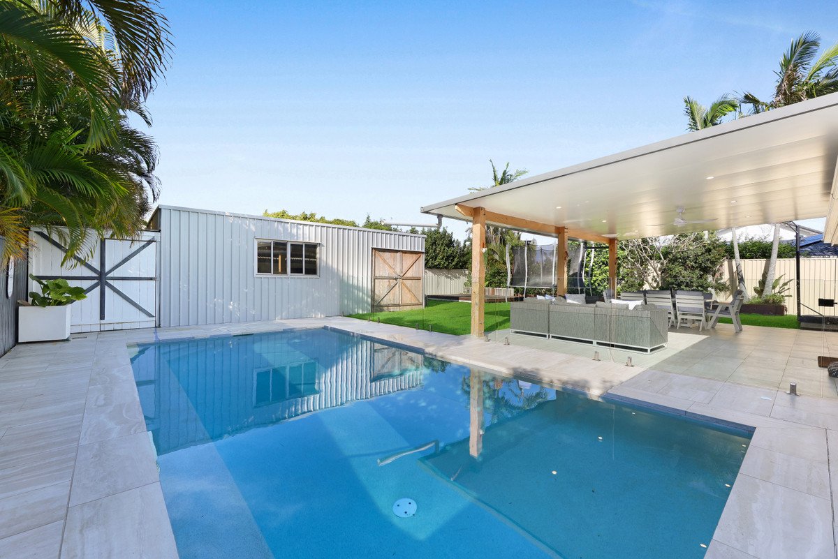 24 Kurrajong Court Palm Beach 1