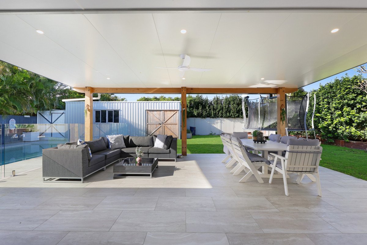 24 Kurrajong Court Palm Beach 19