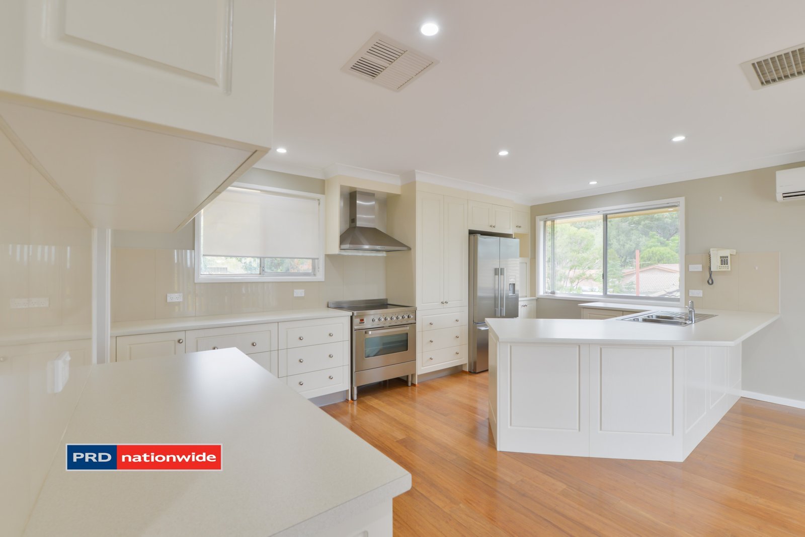 24 Lancaster Avenue TAMWORTH 2