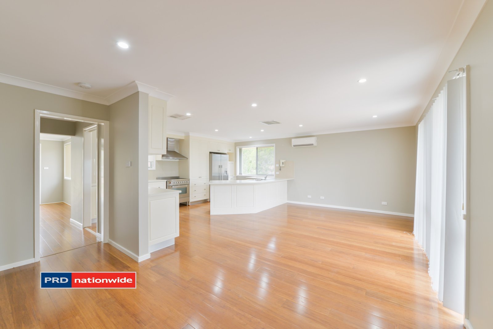 24 Lancaster Avenue TAMWORTH 3