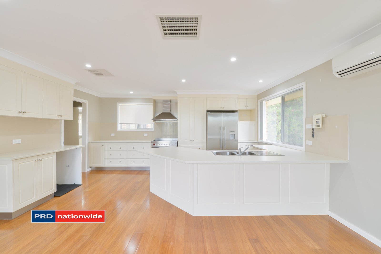 24 Lancaster Avenue TAMWORTH 12