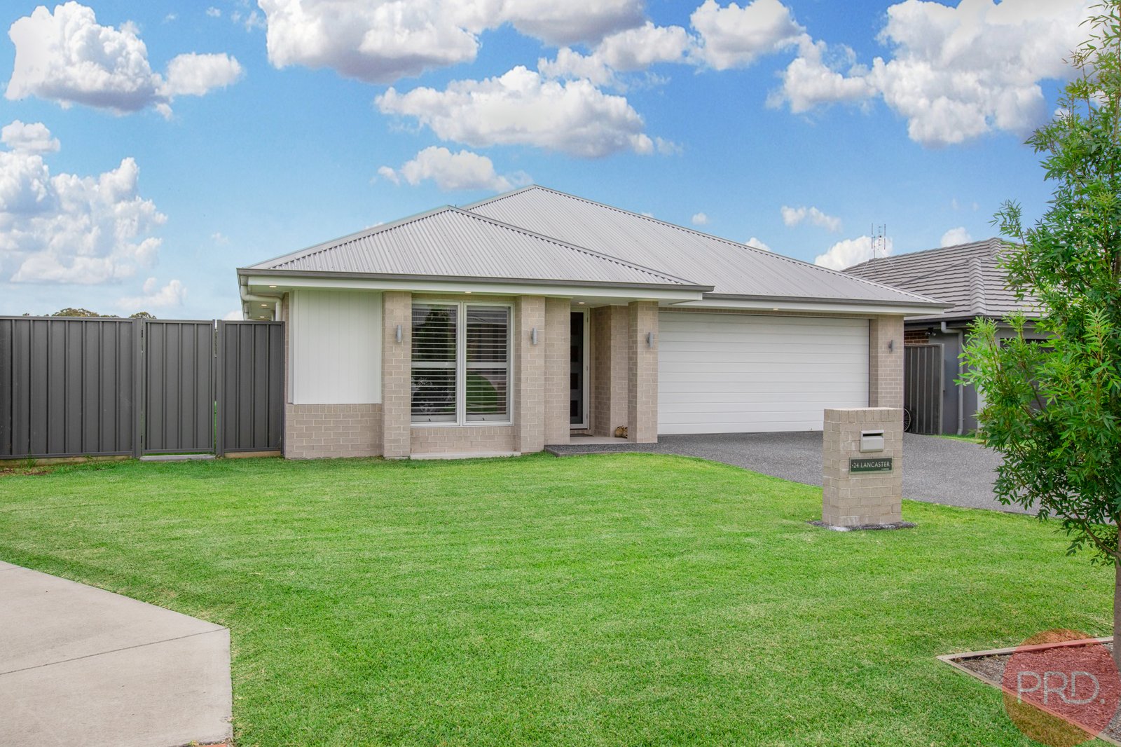 24 Lancaster Street THORNTON 1