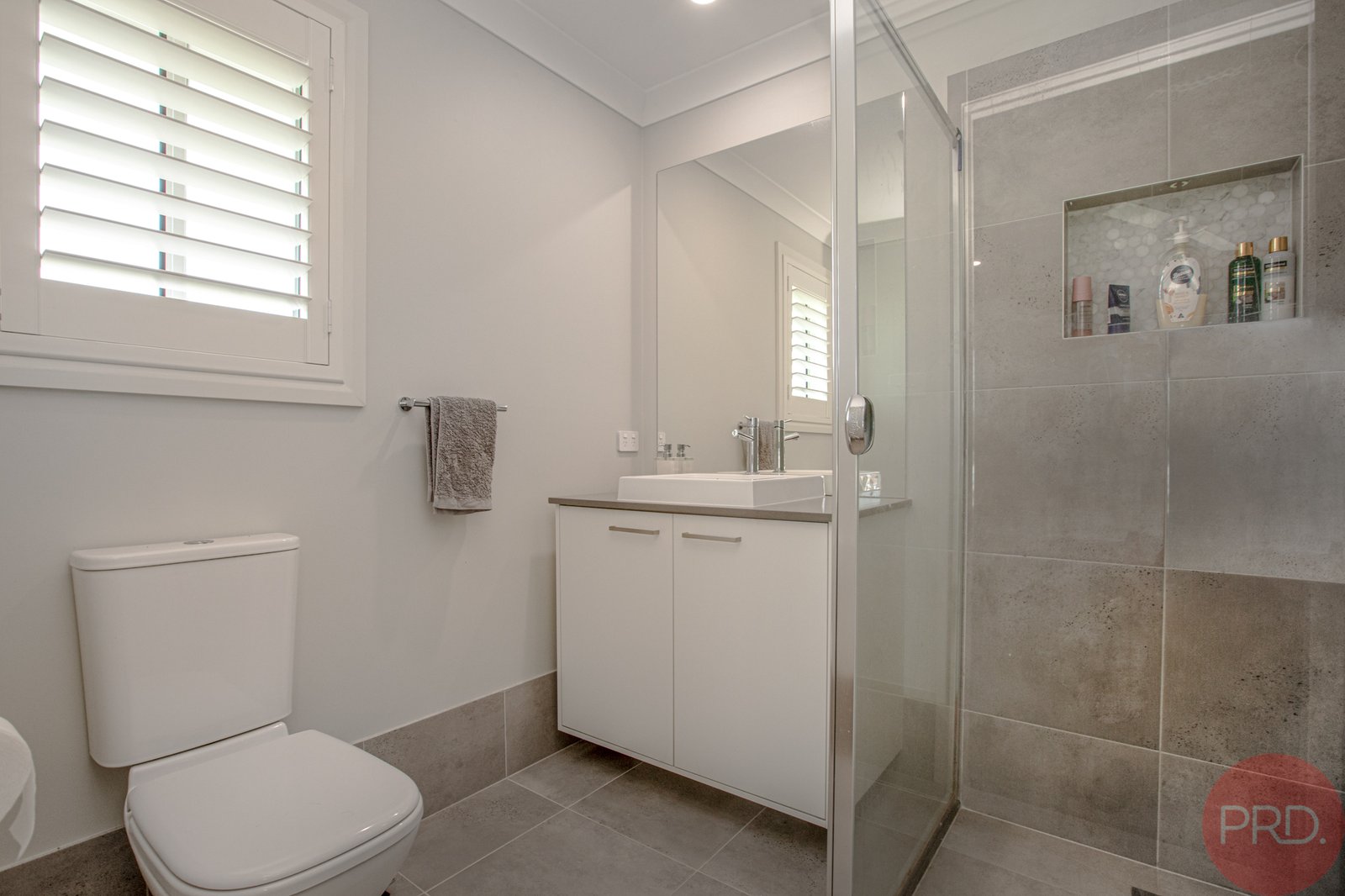 24 Lancaster Street THORNTON 9