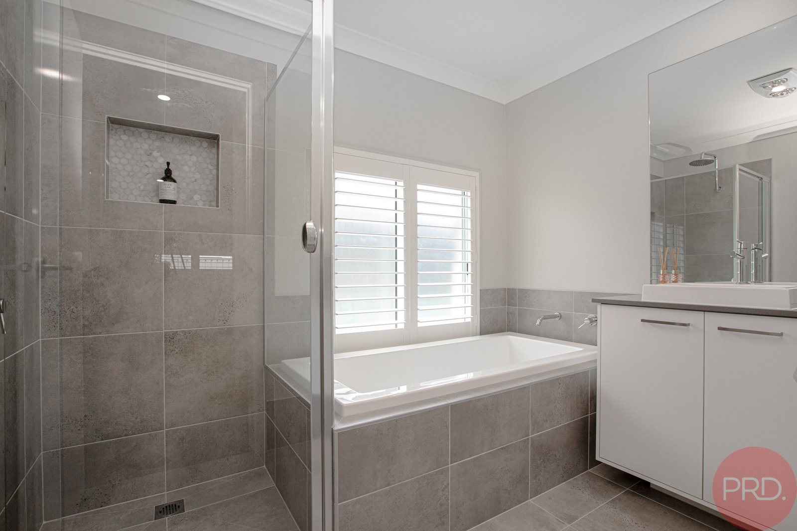 24 Lancaster Street THORNTON 14