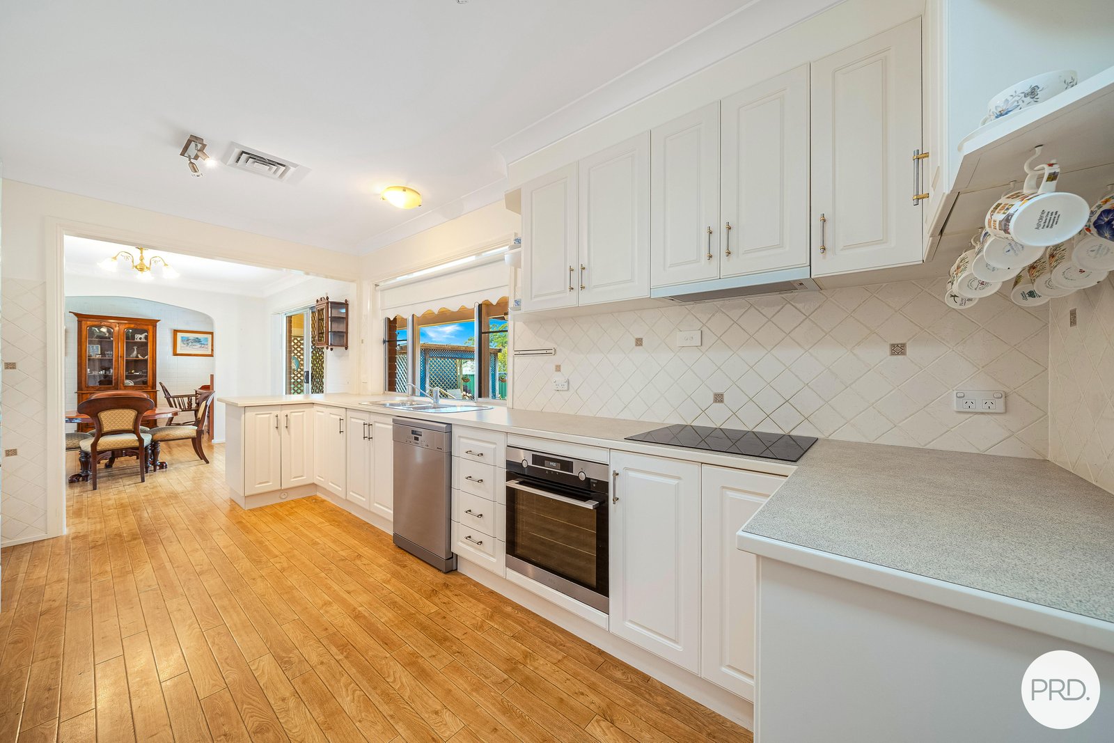 24 Laurie Street LAURIETON 3