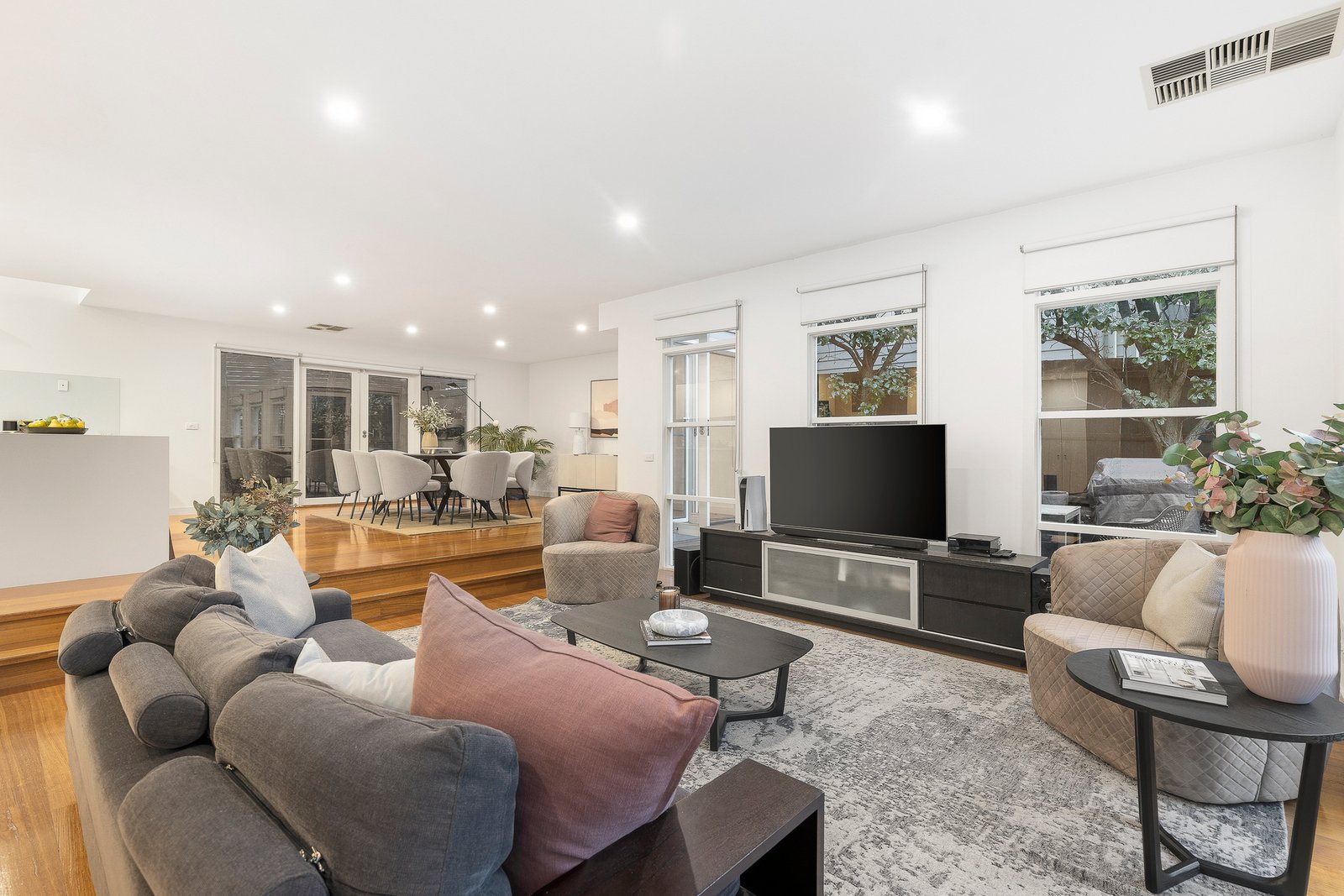 24 Lawes Street, Hawthorn, 3122