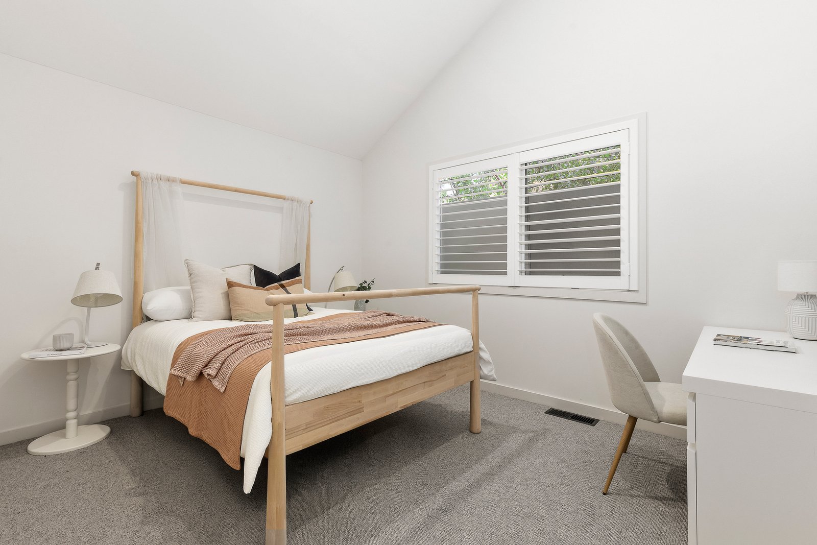 24 Lawes Street, Hawthorn, 3122