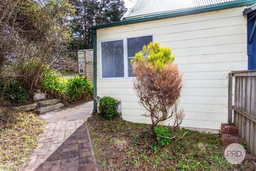 2/4 Leichhardt Street KATOOMBA 9