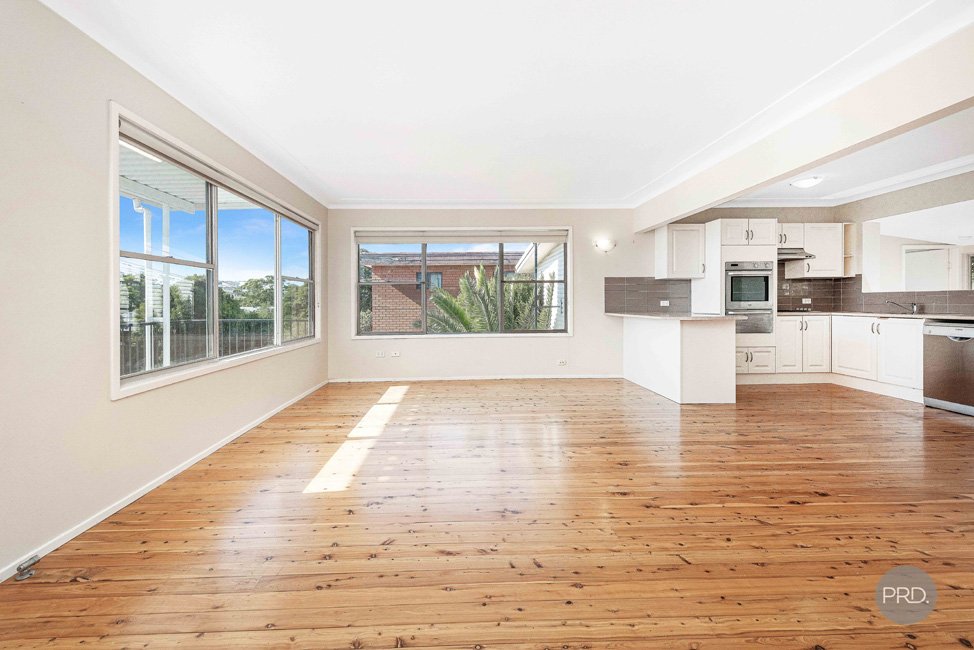 24 Leonard Avenue SHOAL BAY 4