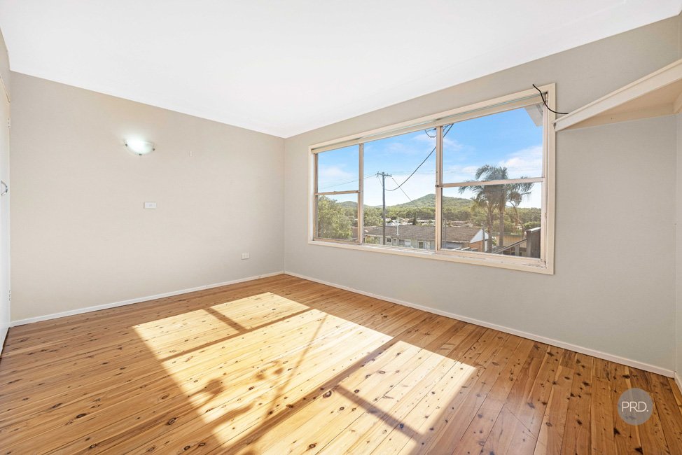 24 Leonard Avenue SHOAL BAY 7