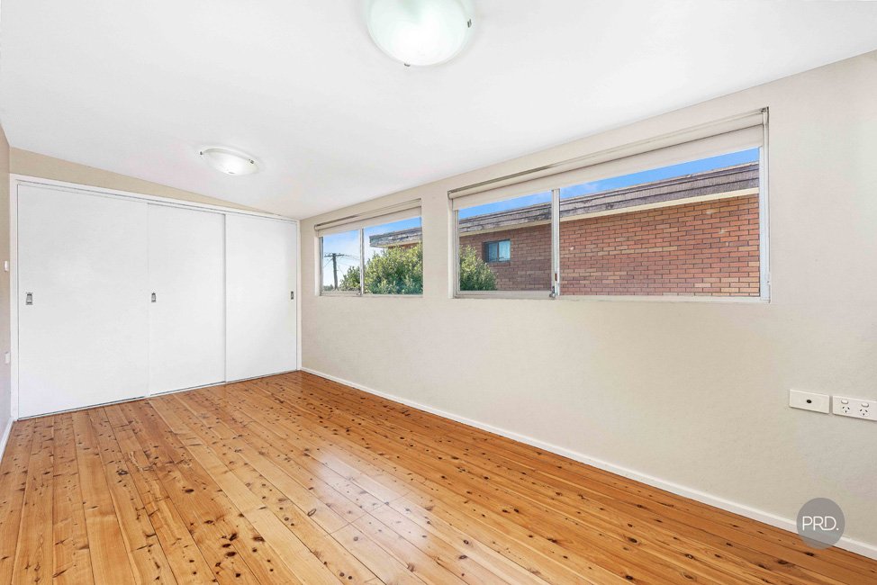 24 Leonard Avenue SHOAL BAY 9