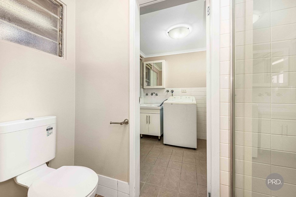 24 Leonard Avenue SHOAL BAY 22