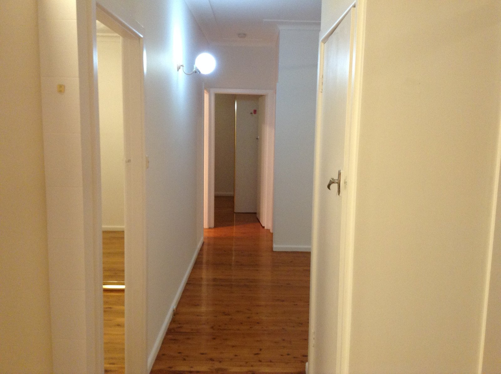 24 Lesley Crescent MORTDALE 7