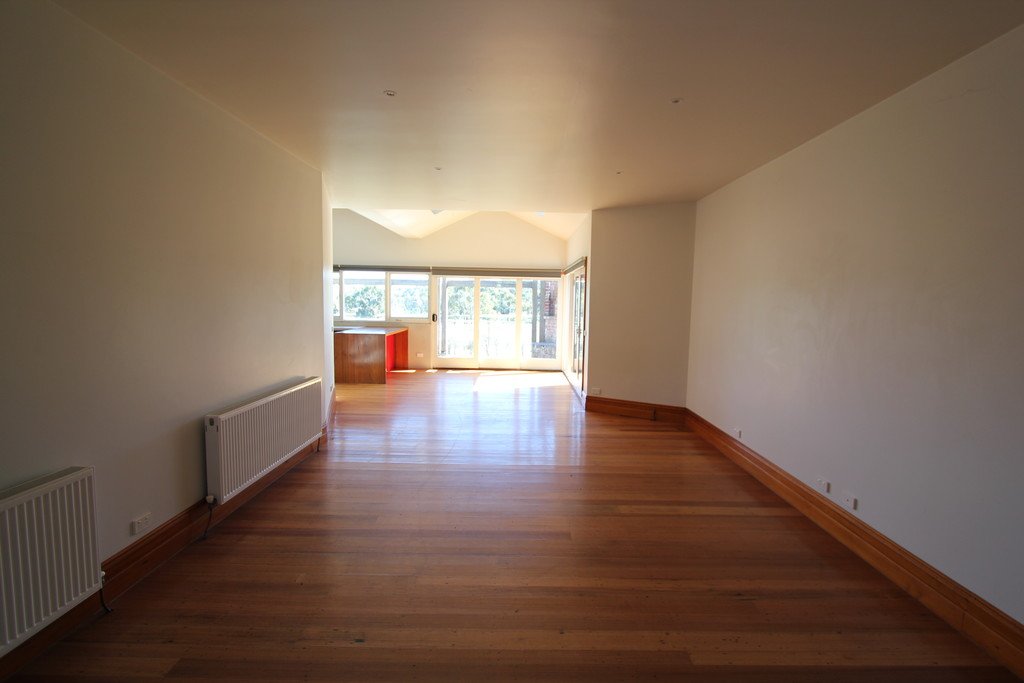 24 Lightfoot Avenue BALLARAT CENTRAL 7