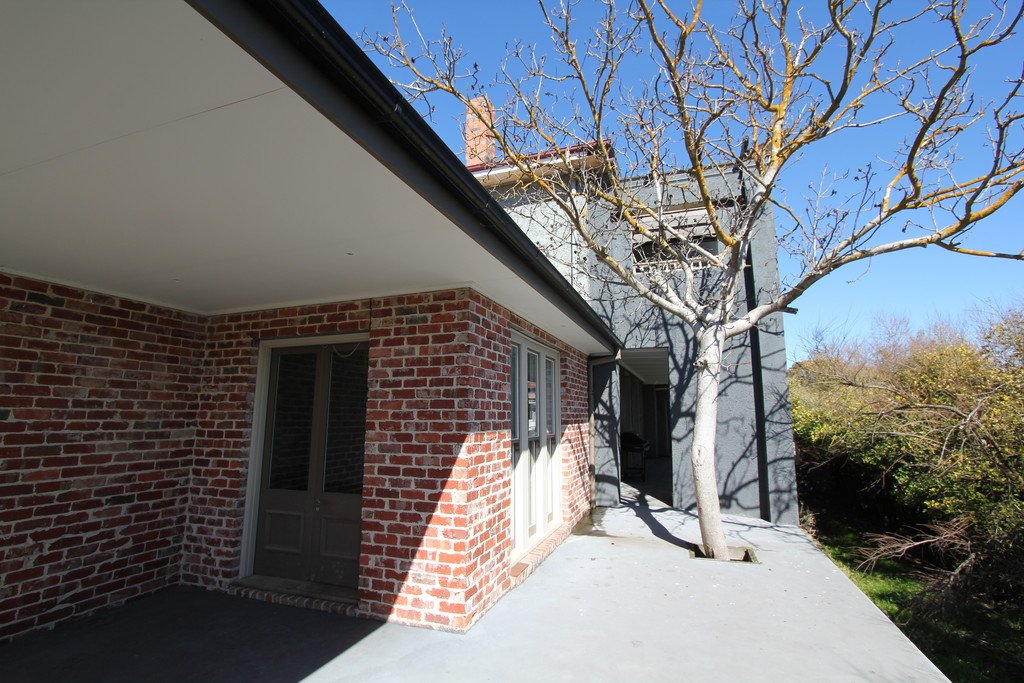 24 Lightfoot Avenue BALLARAT CENTRAL 18