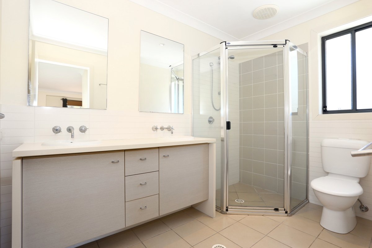 24 Lockwood Place MOLENDINAR 18