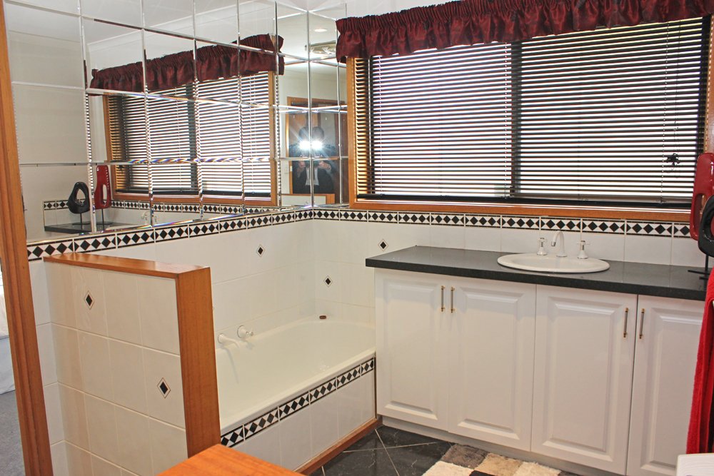 24 Loftus Street GLENORCHY 6