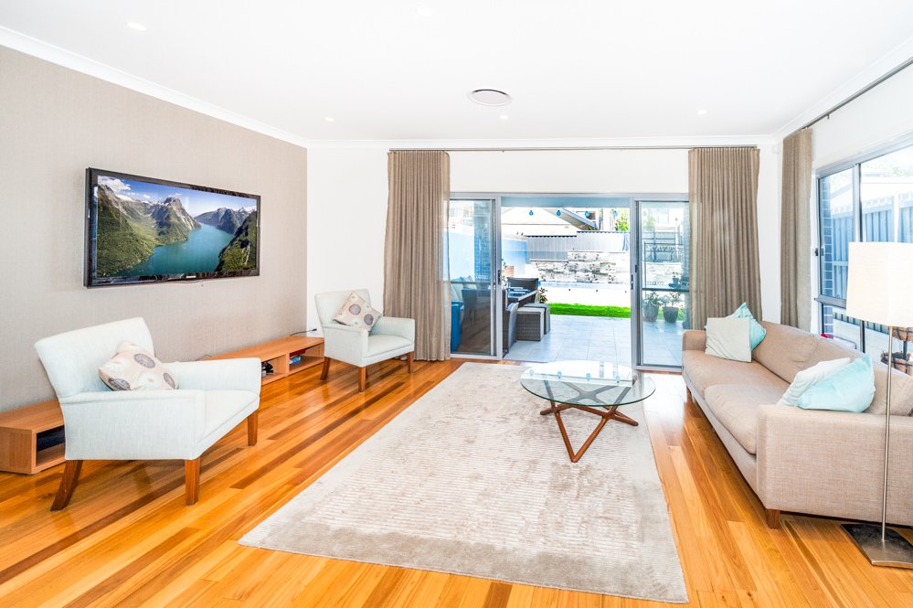 24 Lucas Avenue MALABAR 6