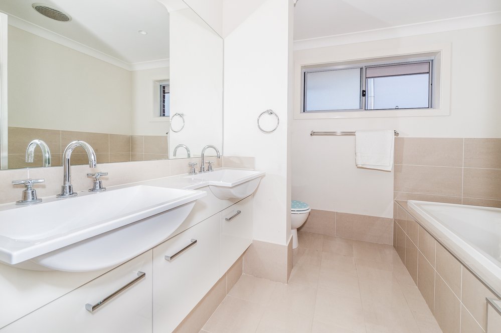 24 Lucas Avenue MALABAR 10