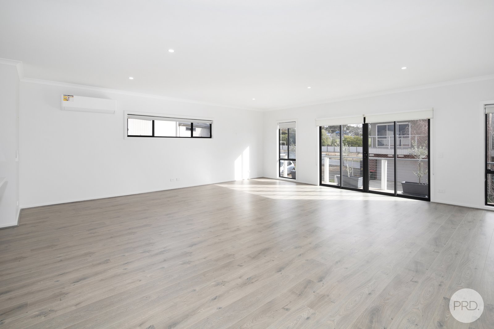 24 Lucia Crescent MOUNT CLEAR 5