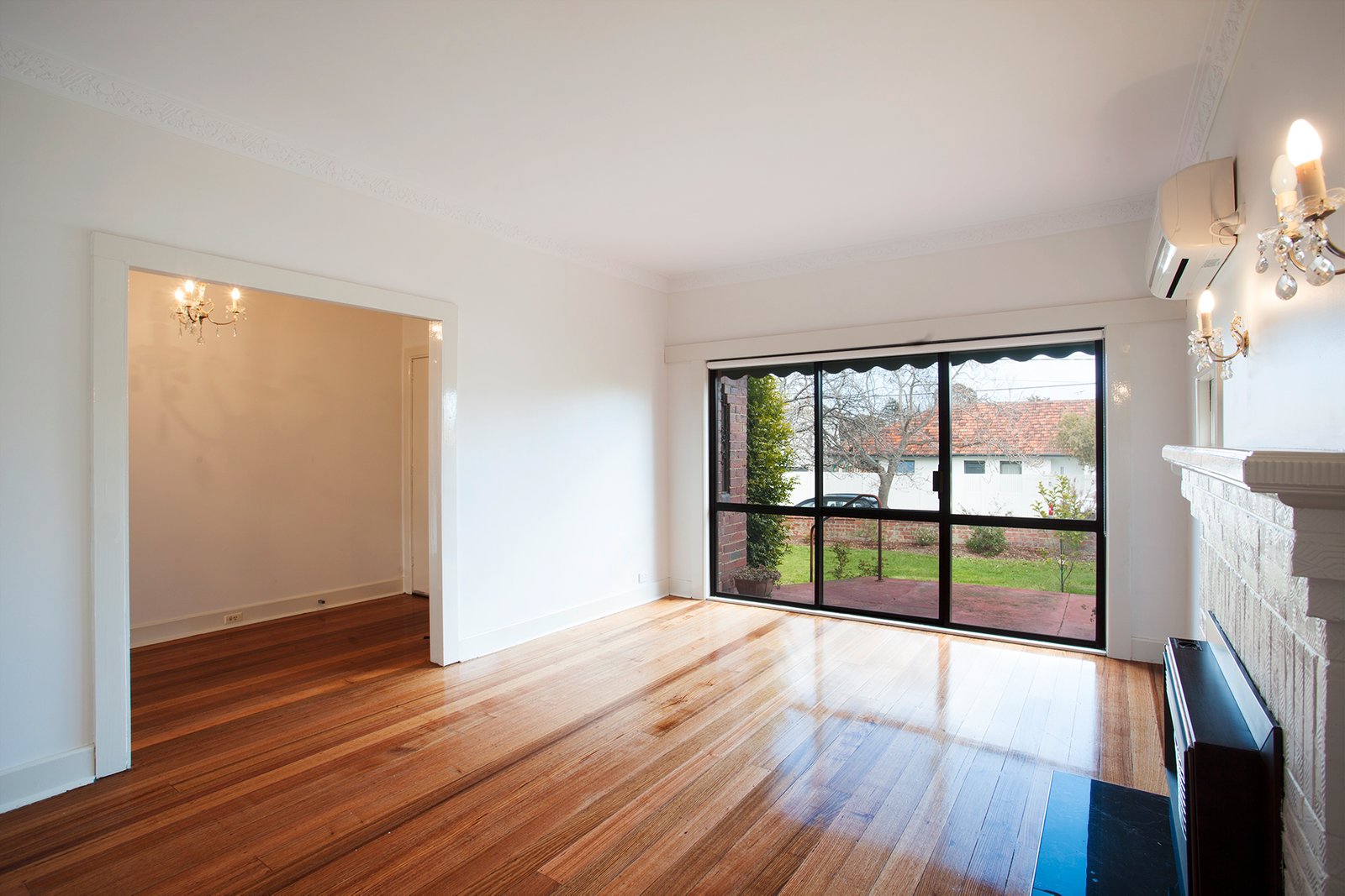 Gallery: 24 Lysbeth Street