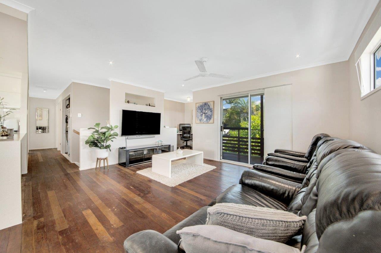 24 Macedon Street TANNUM SANDS 8