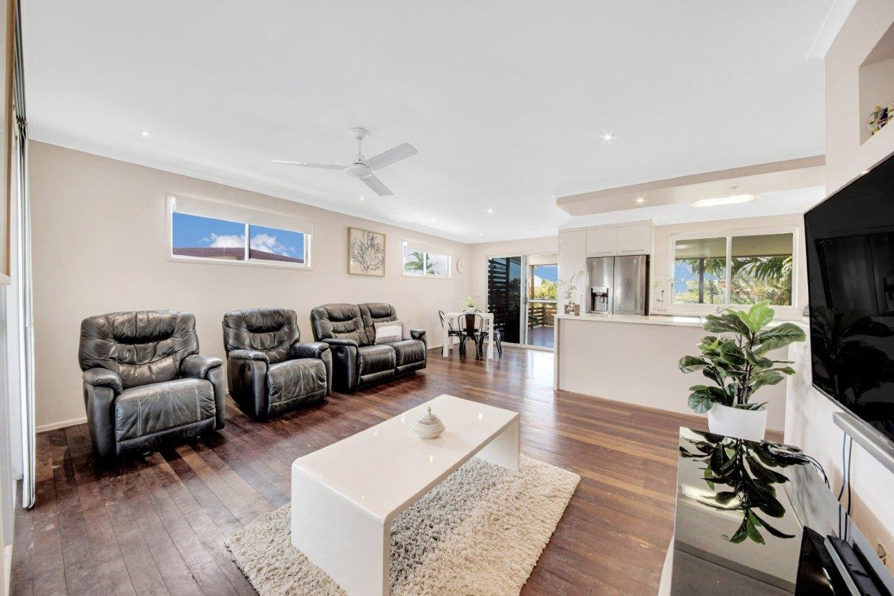 24 Macedon Street TANNUM SANDS 9