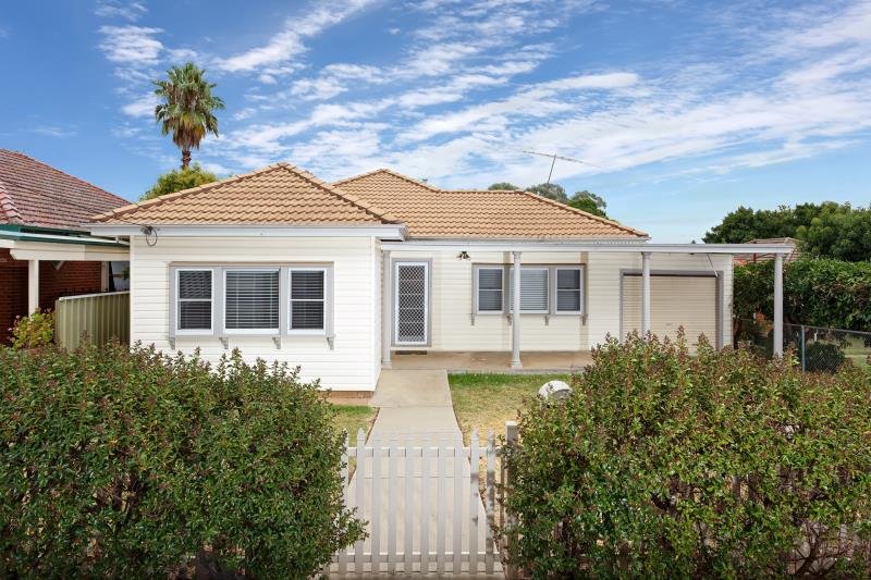 24 Mair Street TURVEY PARK 1