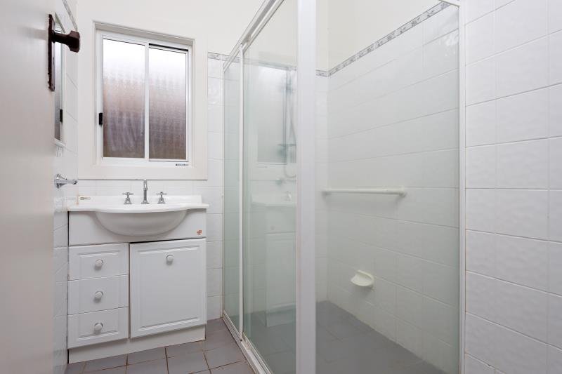 24 Mair Street TURVEY PARK 6